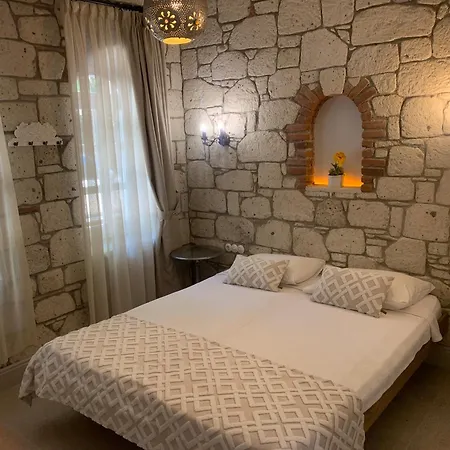 Yuga ألاتشاتي