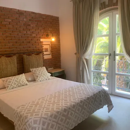 Hotel Yuga