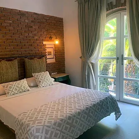 Hotel Yuga