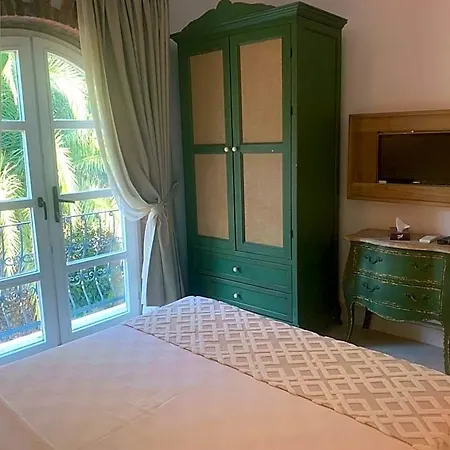 Yuga Hotel