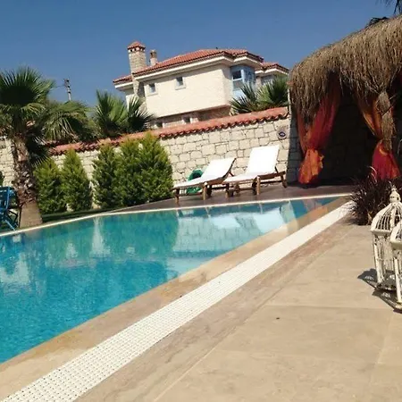 Hotel Yuga 2*