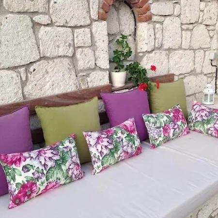Yuga 2* Alaçatı